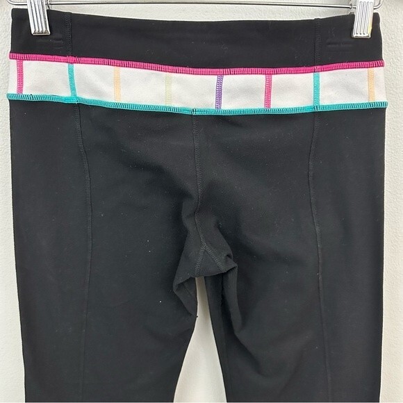 Lululemon Black Capri Workout Leggings Size 6 - Picture 6 of 9